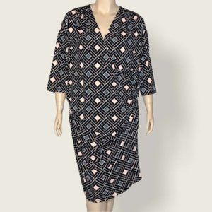 Jennifer Lopez | 3/4 Sleeve Geometric V-Neck Plus Sized Dress | Size 0X